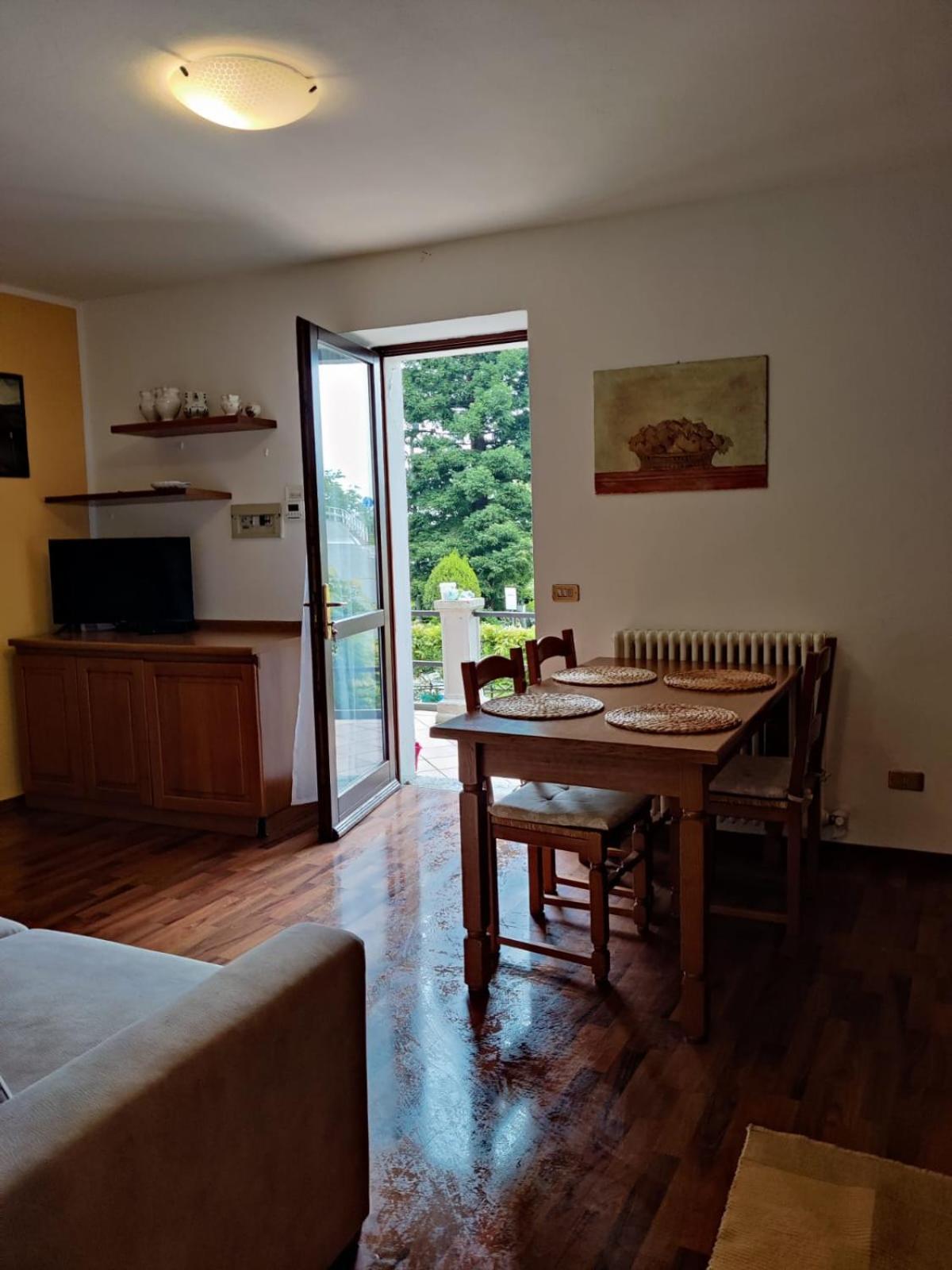 Casa Relax Apartment Bellano Luaran gambar